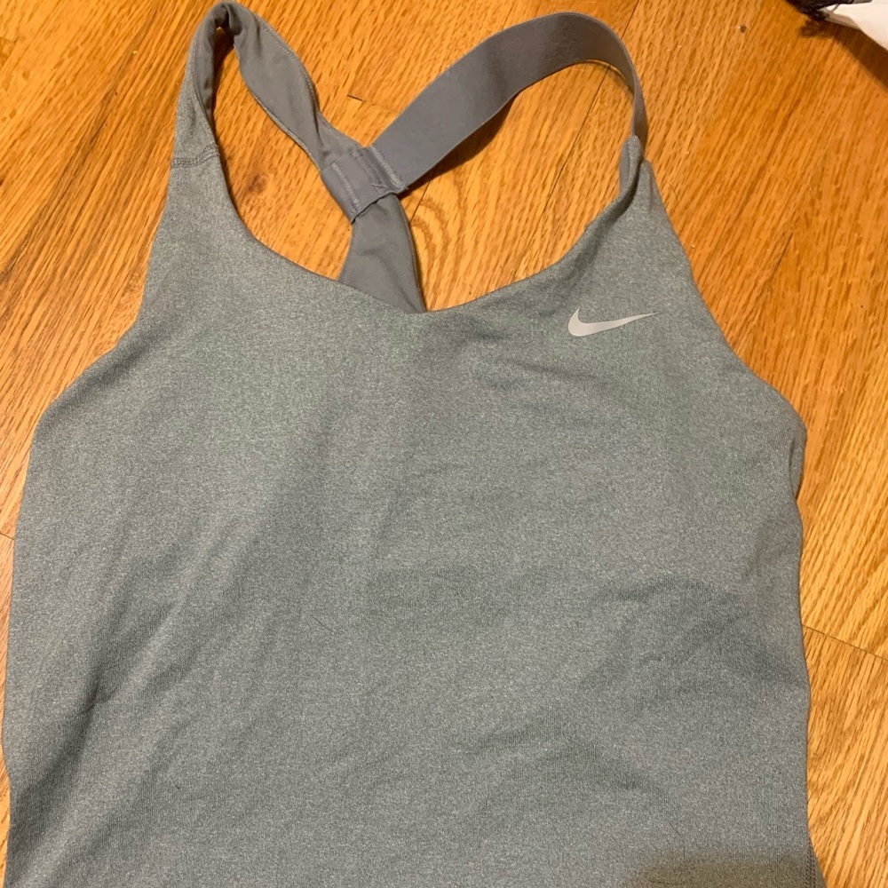 NIKE WORKOUT TANK TOP